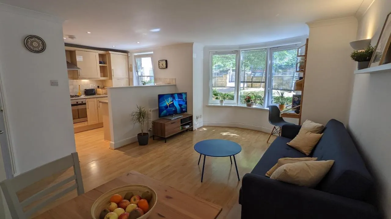 Royal Park Apartment contacts